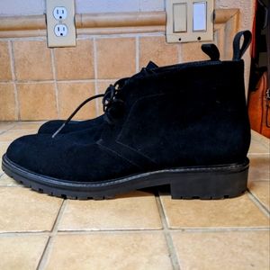 Calvin Klein Men's Ultan Calf Suede Chukka boots 9.5 men mens